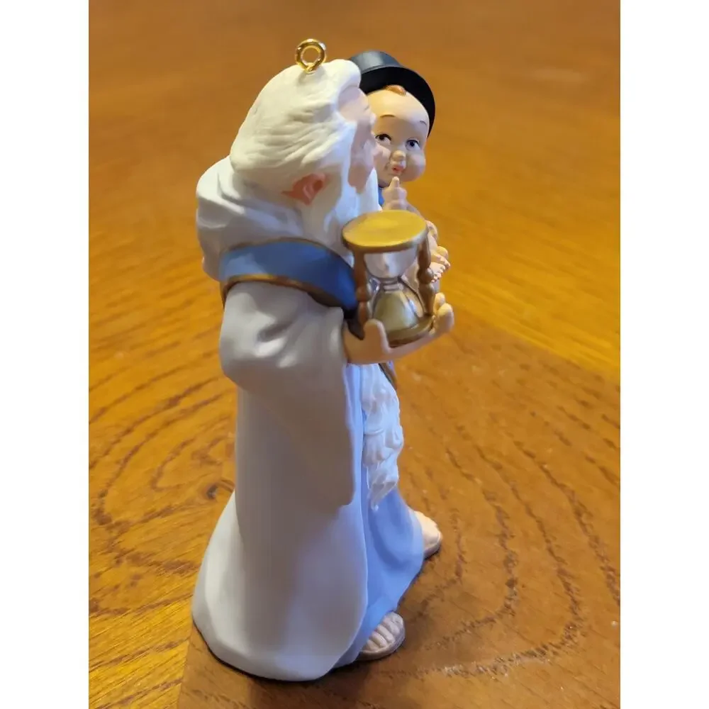Vtg Hallmark Keepsake Father Time 1999‎ Welcome 2000 Holiday Christmas Ornament